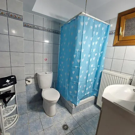 Areti's Garden 2 アパート